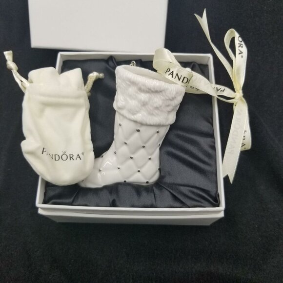 Pandora Santa Christmas Stocking Boot Ornament 2012 RibbonSilk Box Pouch New - Picture 1 of 5